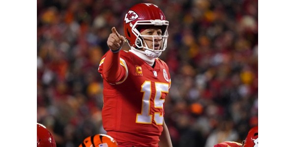 Patrick Mahomes apparaît comme le plus fort adversaire du jeune quart-arrière